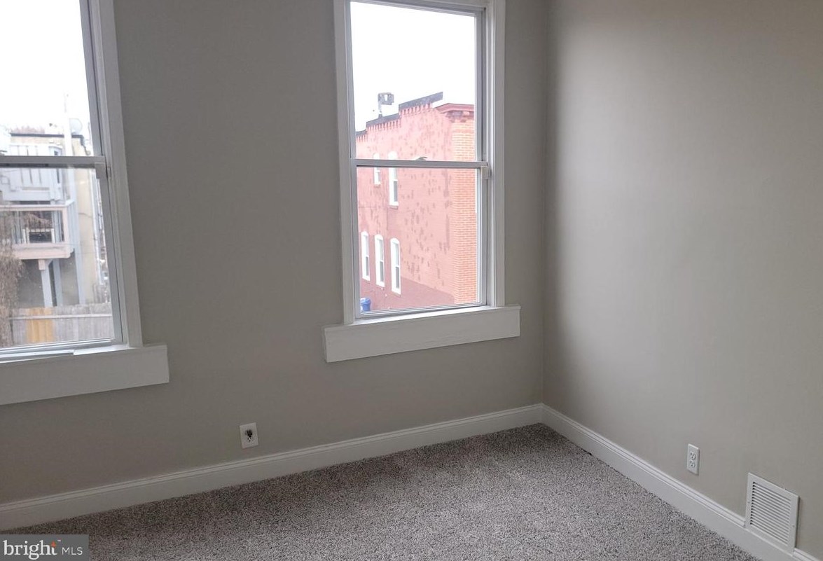 109 Streeper St, Baltimore MD  21224-1252 exterior