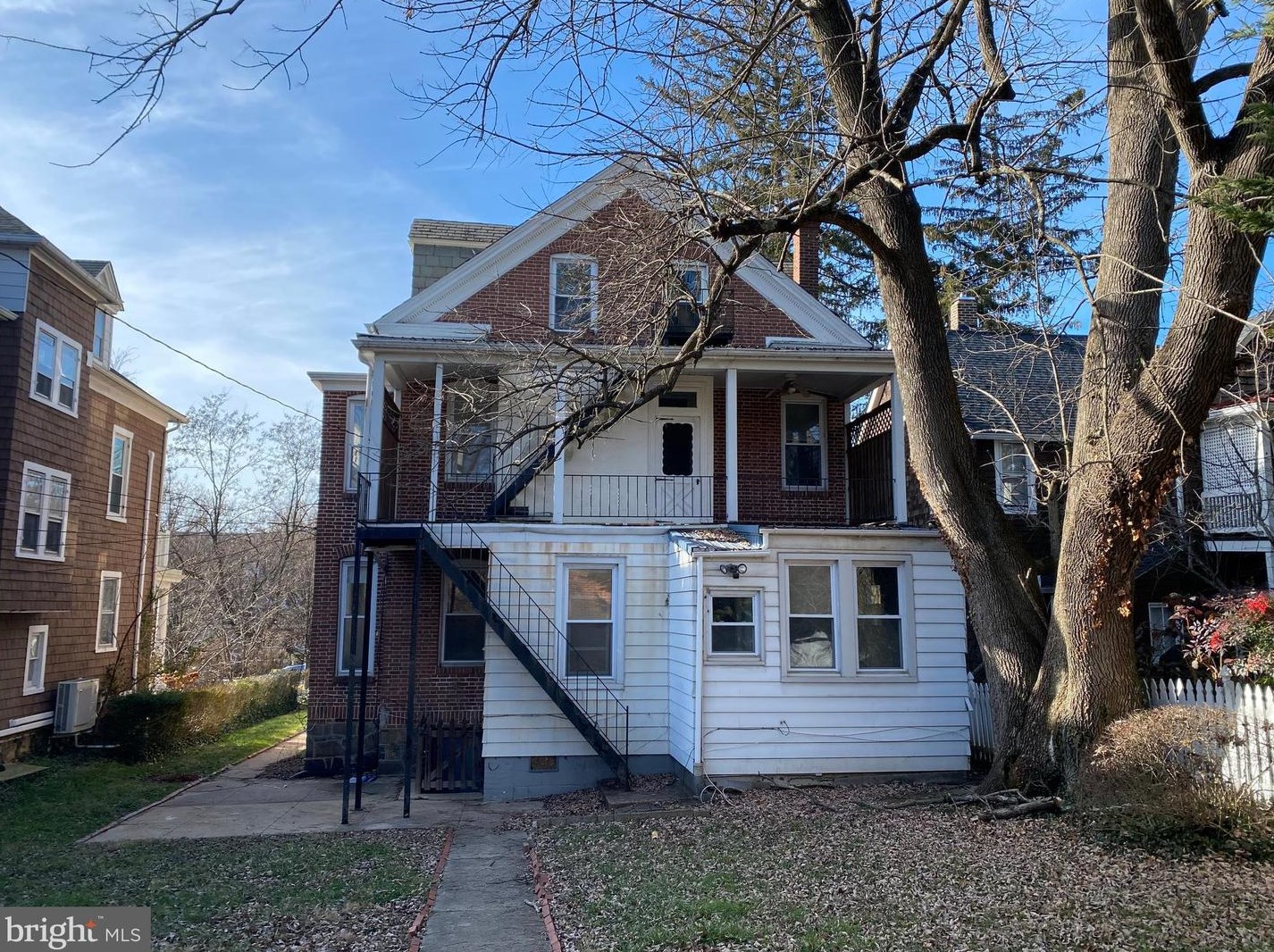 5021 Roland Ave, Baltimore MD  21210-2220 exterior
