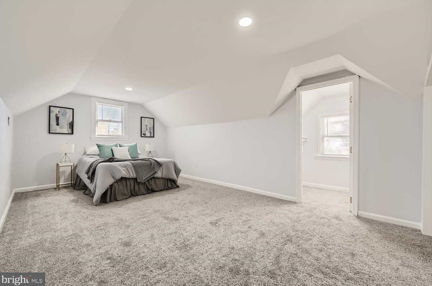 5318 The Alameda, Baltimore MD 21218-1359 exterior