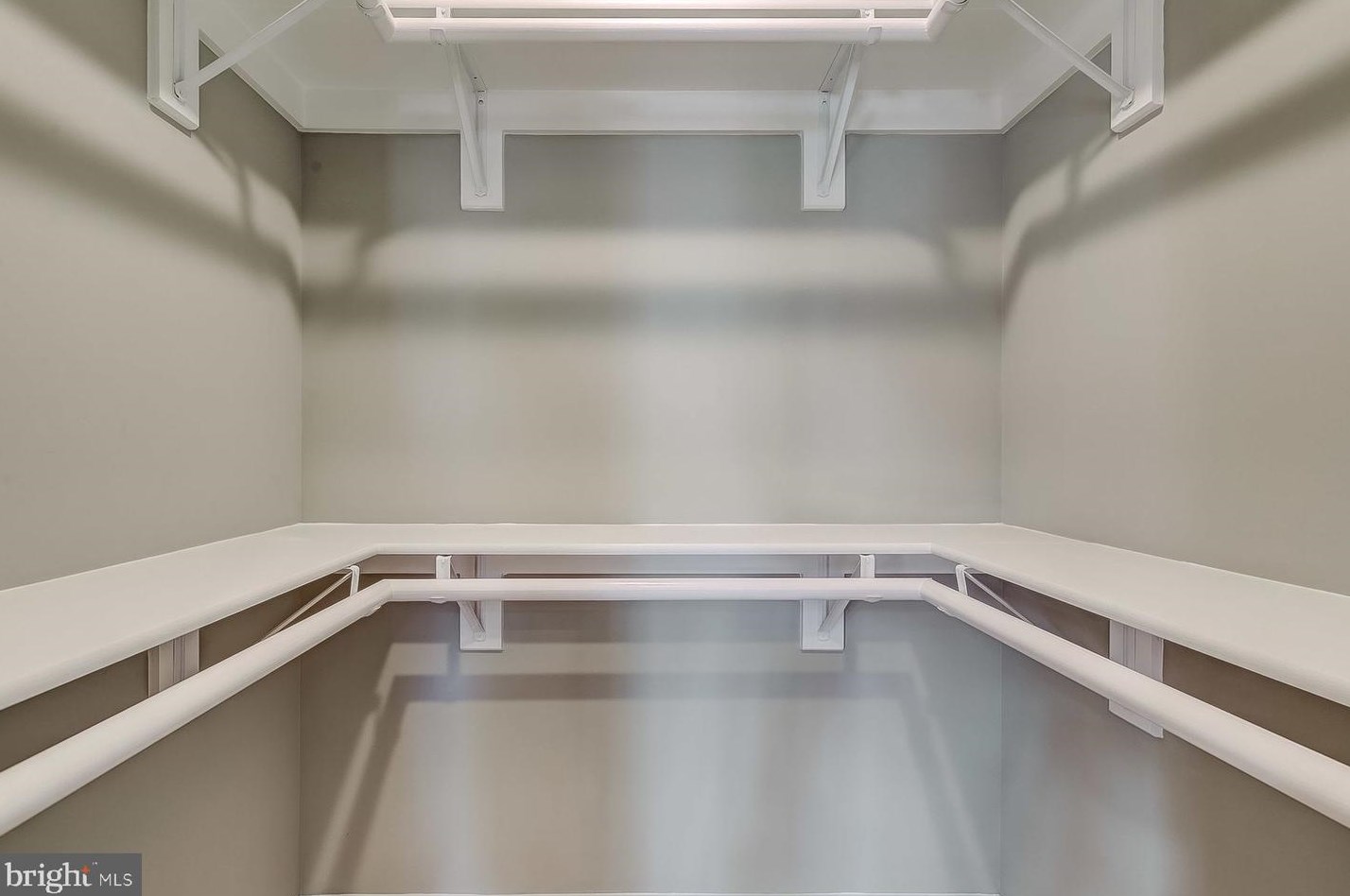 2921 Dillon St, Baltimore MD  21224-4834 exterior