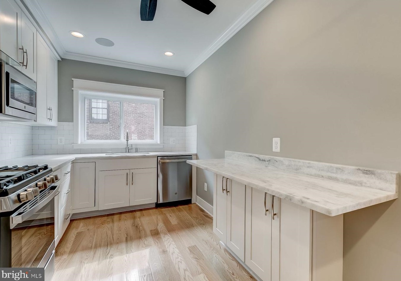 2921 Dillon St, Baltimore MD  21224-4834 exterior