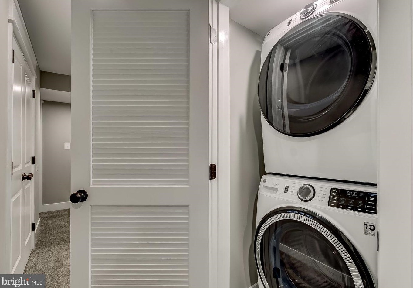 2921 Dillon St, Baltimore MD  21224-4834 exterior