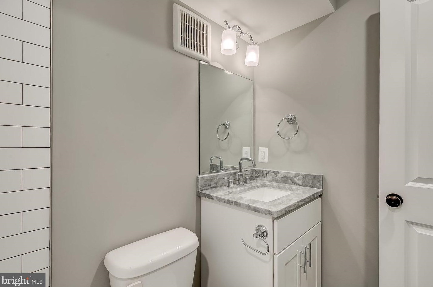 2921 Dillon St, Baltimore MD  21224-4834 exterior