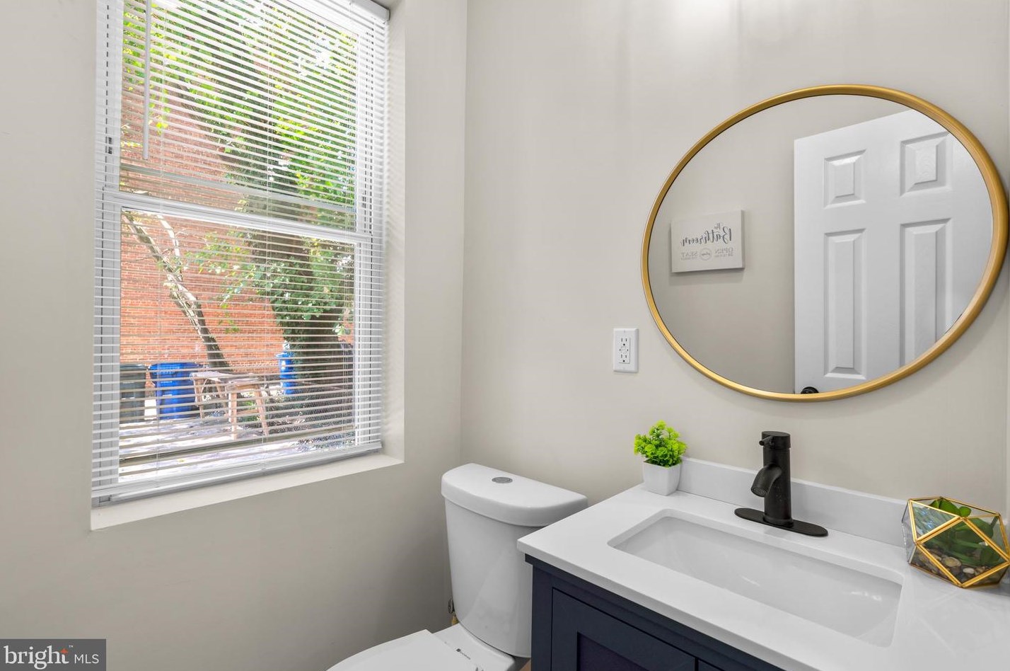 2016 Dukeland St, Baltimore MD  21216-3128 exterior