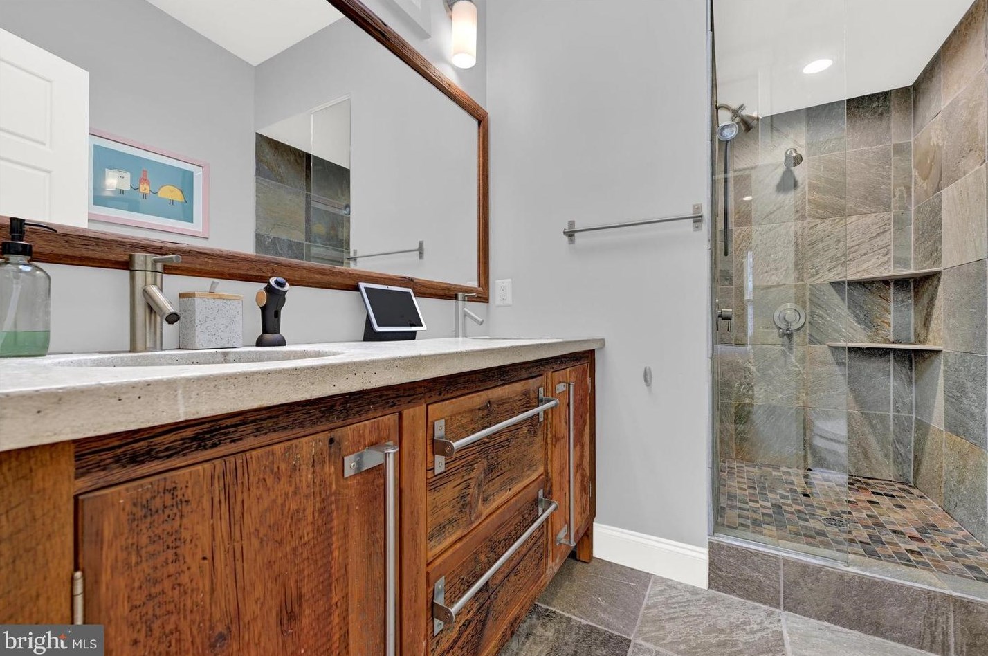 1619 Charles St, Baltimore MD  21230-4416 exterior