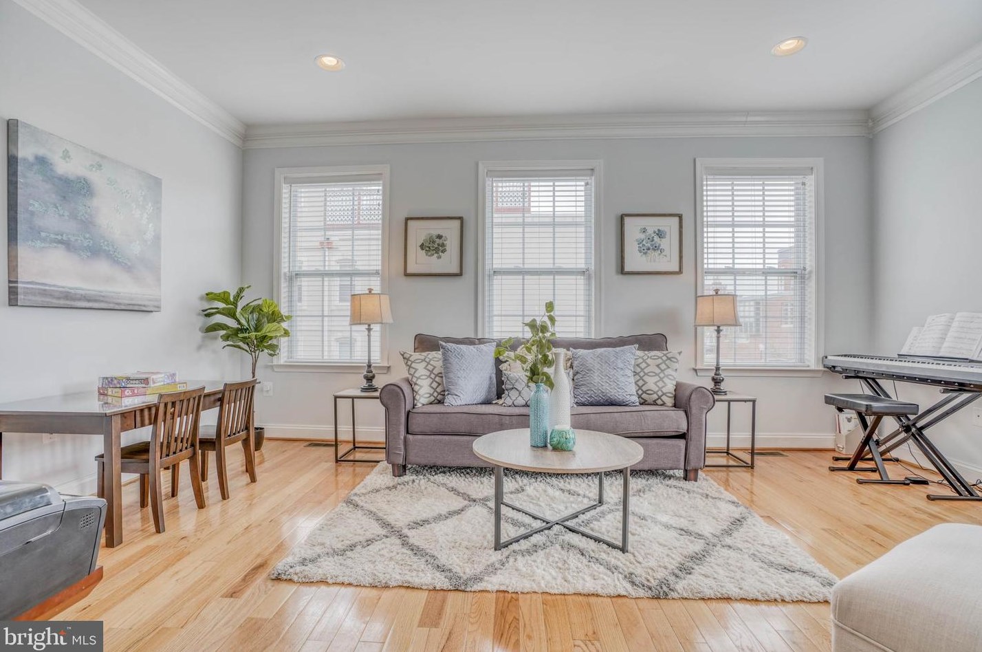 830 Robinson St, Baltimore MD  21224-3943 exterior