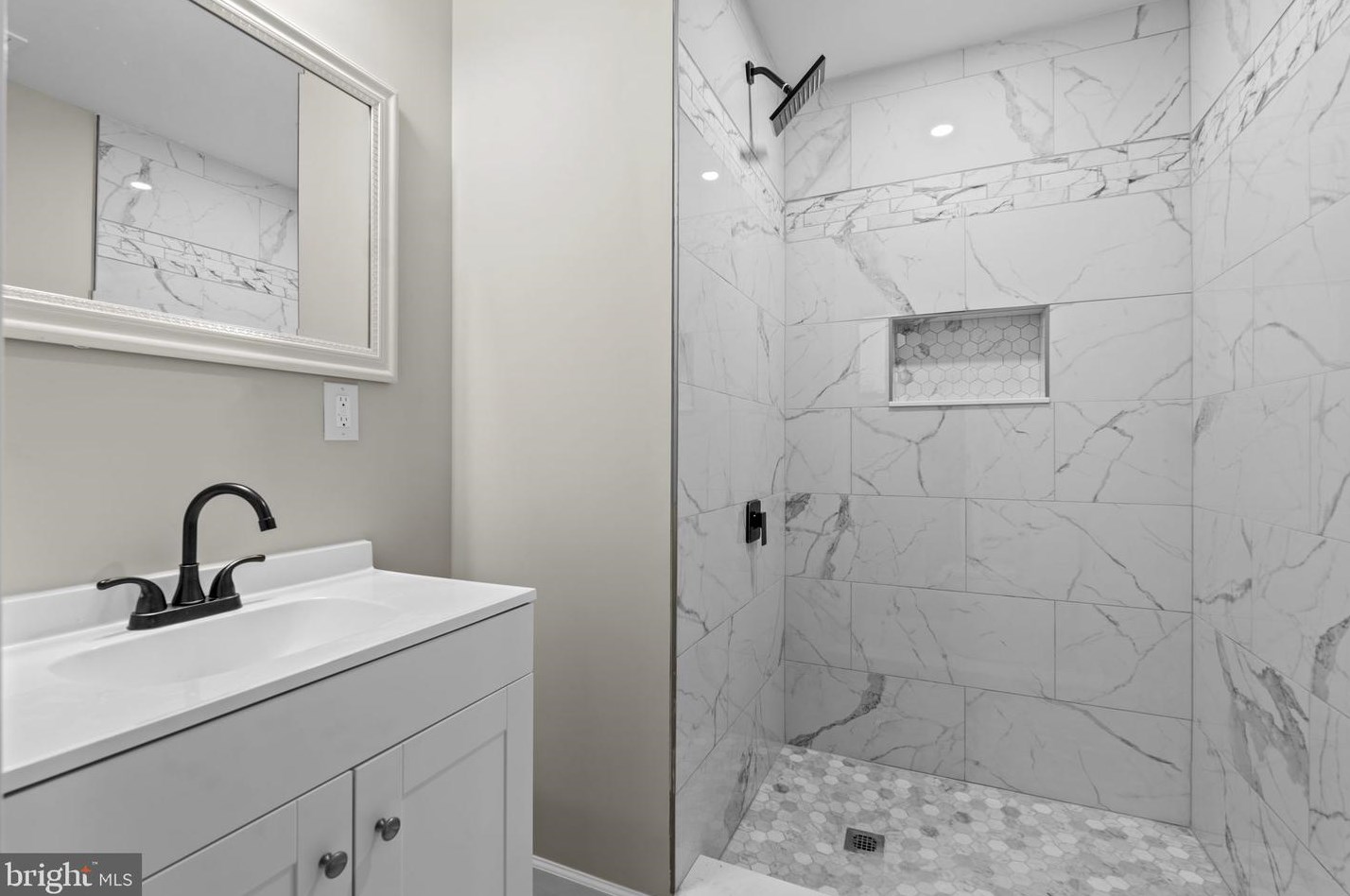 3715 Belair Rd, Baltimore MD  21213-1228 exterior