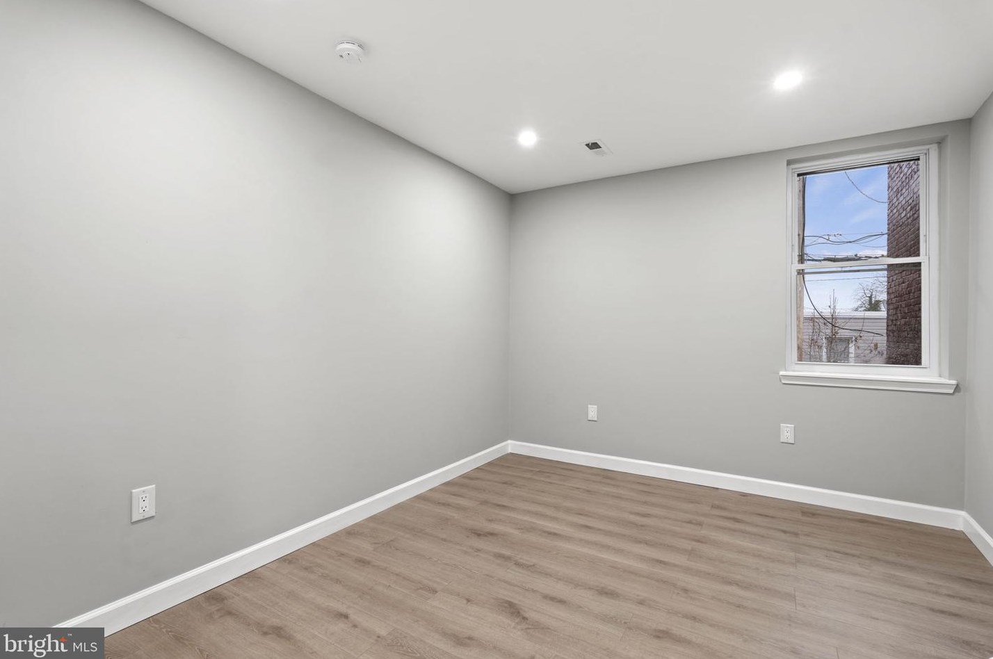 3715 Belair Rd, Baltimore MD  21213-1228 exterior