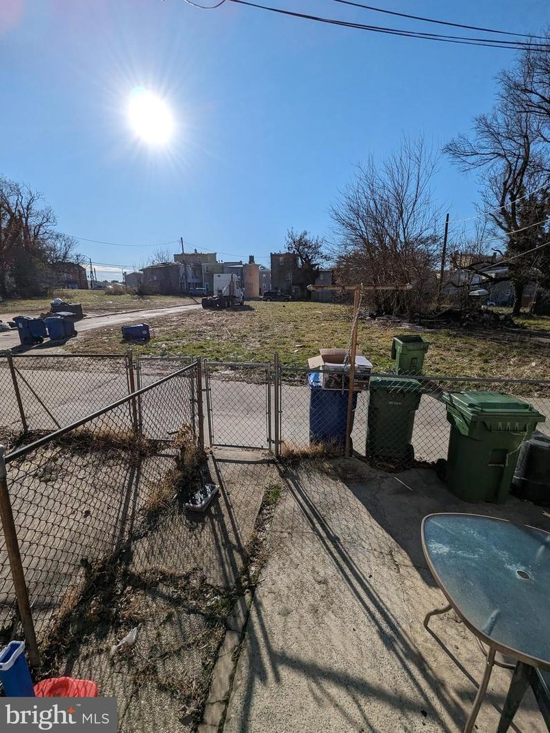 1017 Preston St, Baltimore MD  21202-5611 exterior