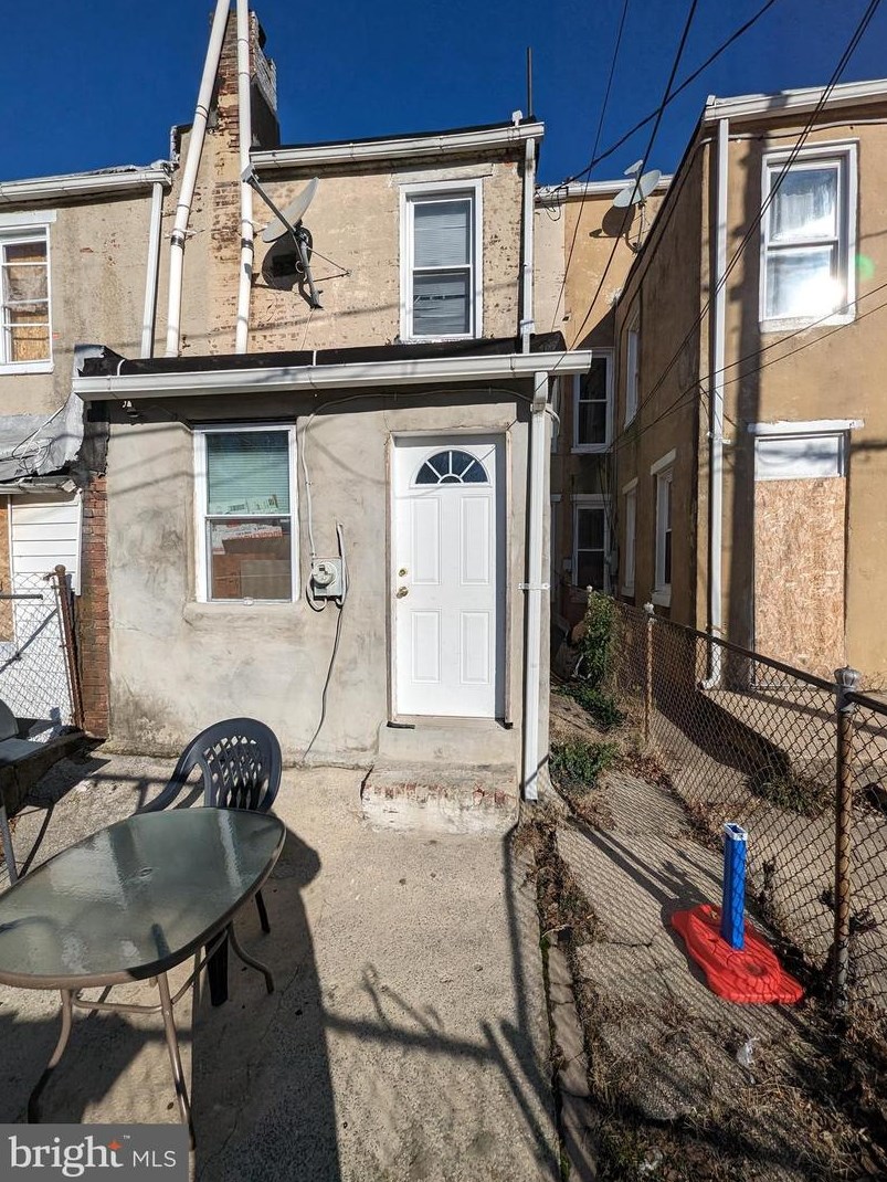 1017 Preston St, Baltimore MD  21202-5611 exterior