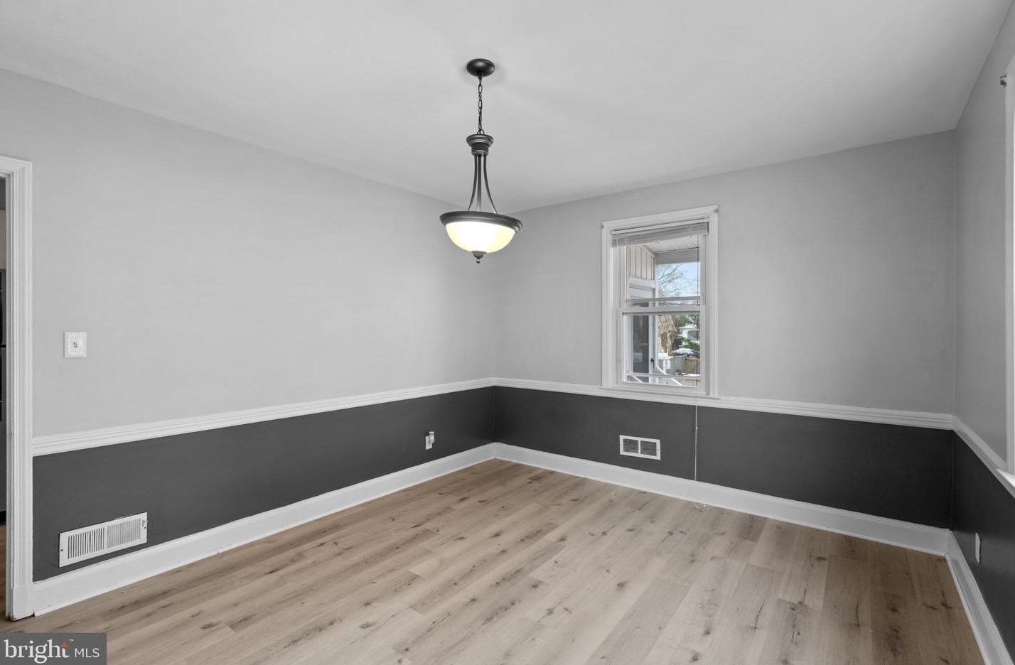 3121 Woodring Ave, Baltimore MD  21234-7830 exterior