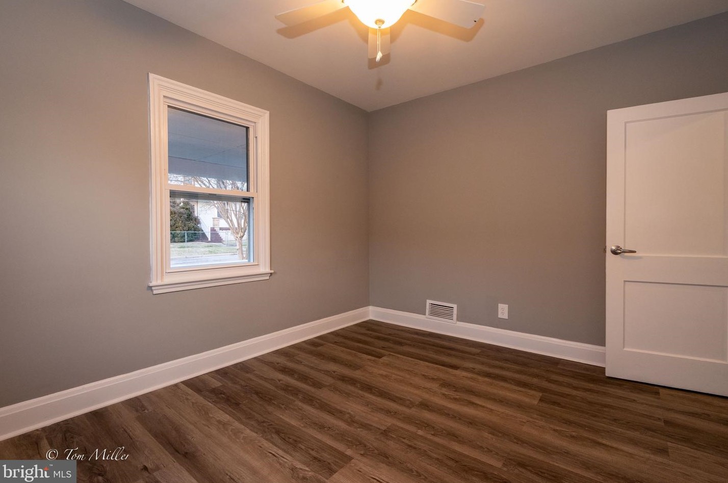 3911 Pinewood Ave, Baltimore MD  21206-1506 exterior