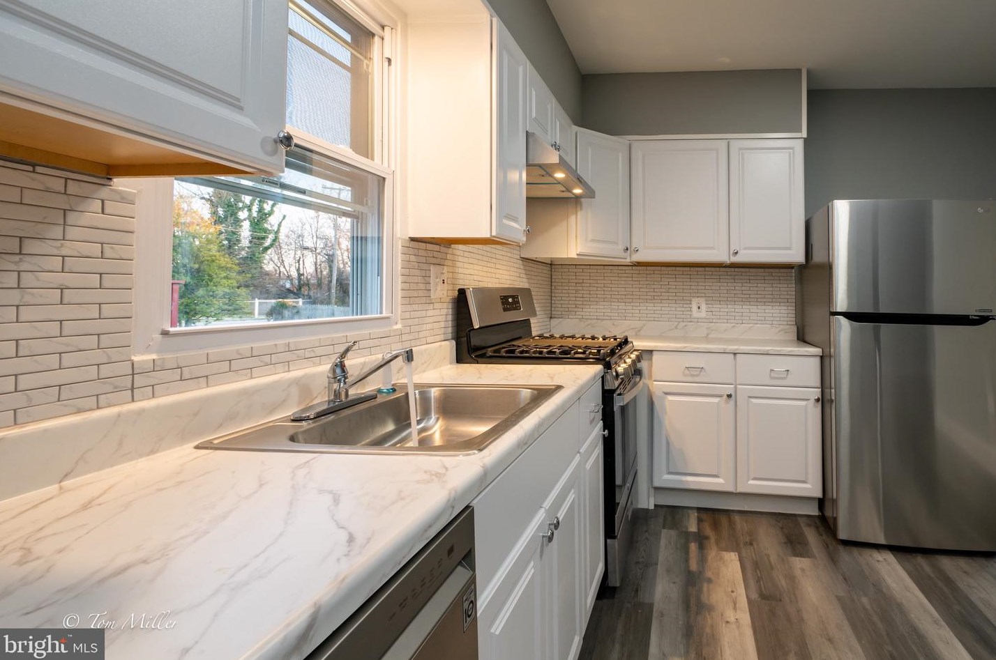 3911 Pinewood Ave, Baltimore MD  21206-1506 exterior