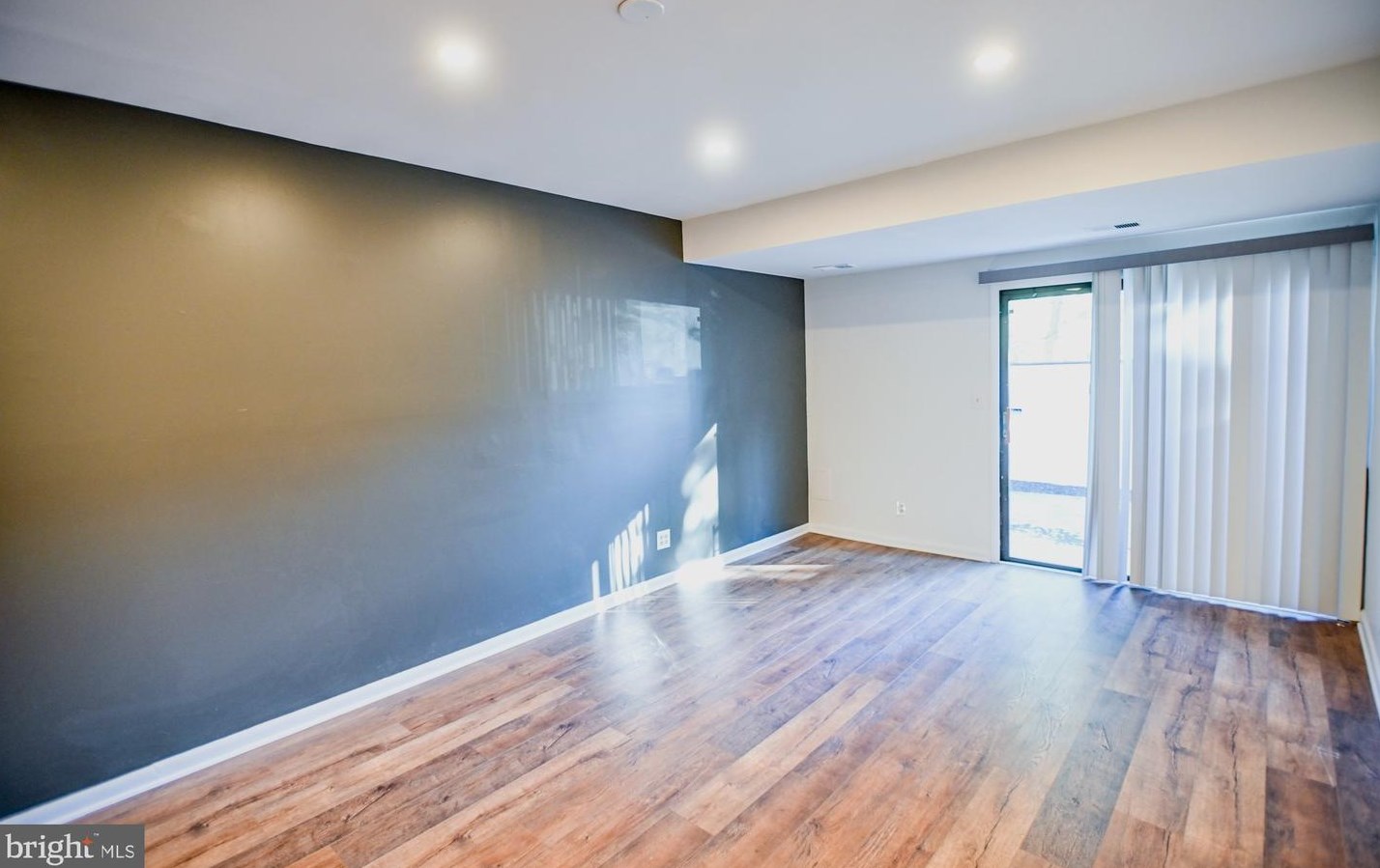 733 Stoney Spring Dr, Baltimore MD  21210-2713 exterior