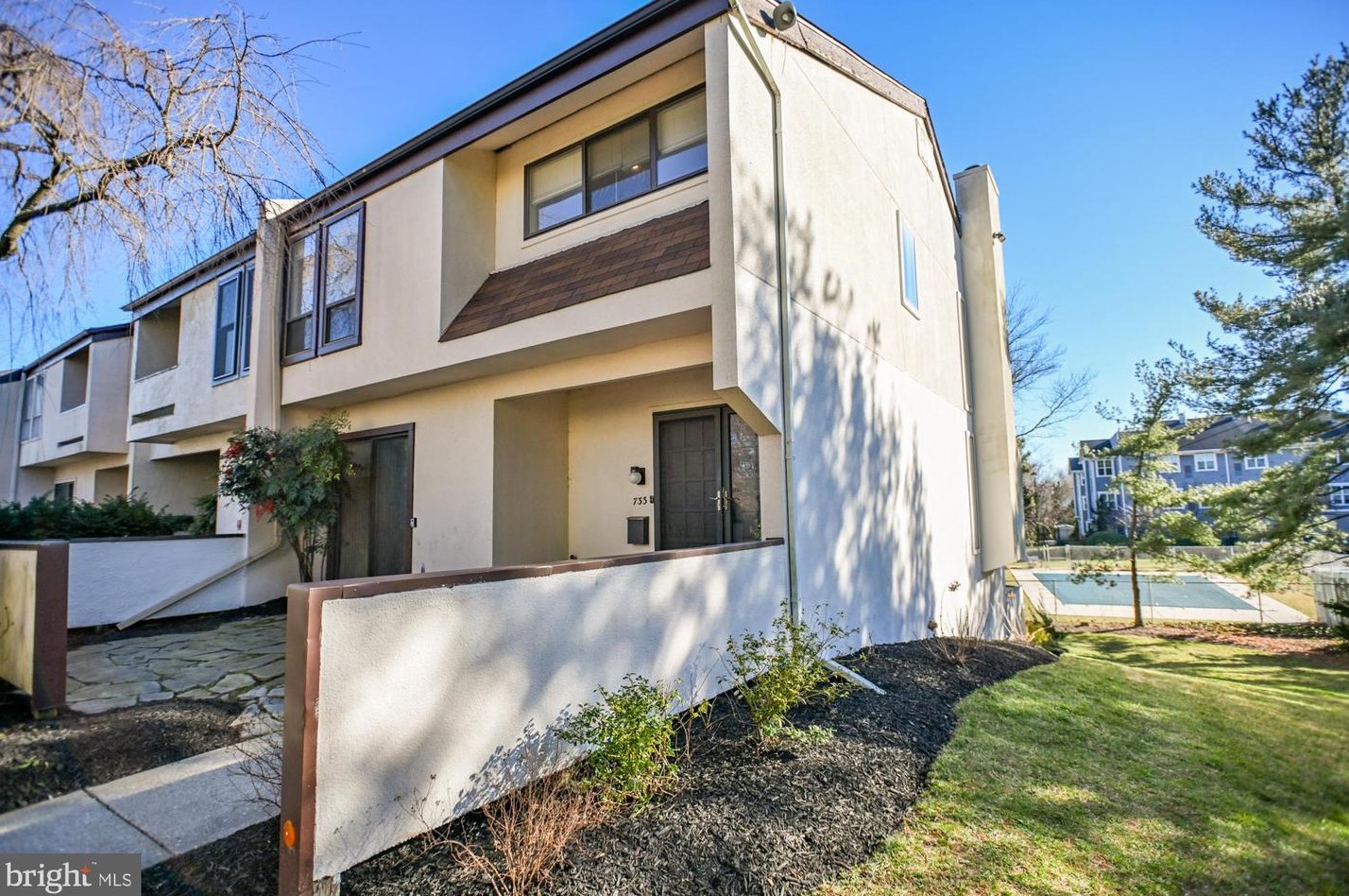 733 Stoney Spring Dr, Baltimore MD  21210-2713 exterior