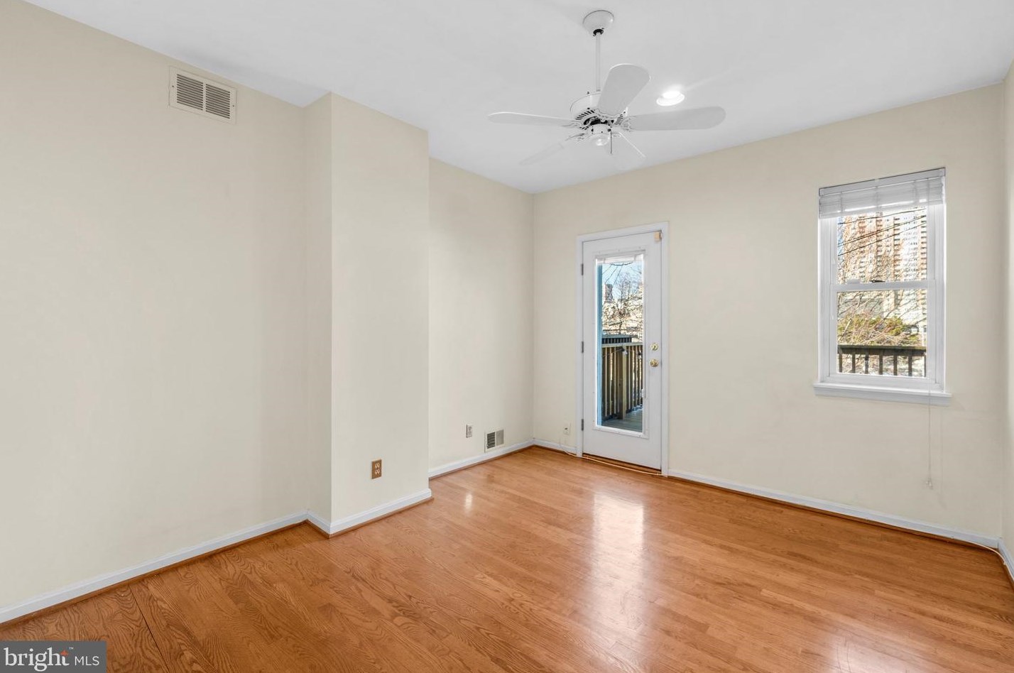 640 Clement St, Baltimore MD  21230-4749 exterior