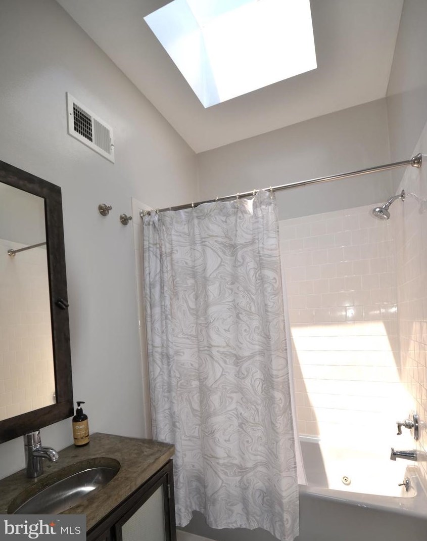640 Clement St, Baltimore MD  21230-4749 exterior