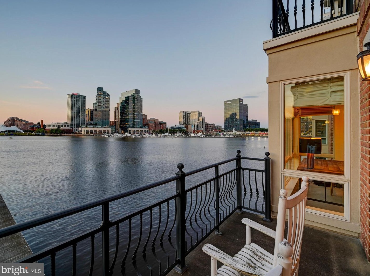 650 Ponte Villas, Baltimore MD 21230-3958 exterior