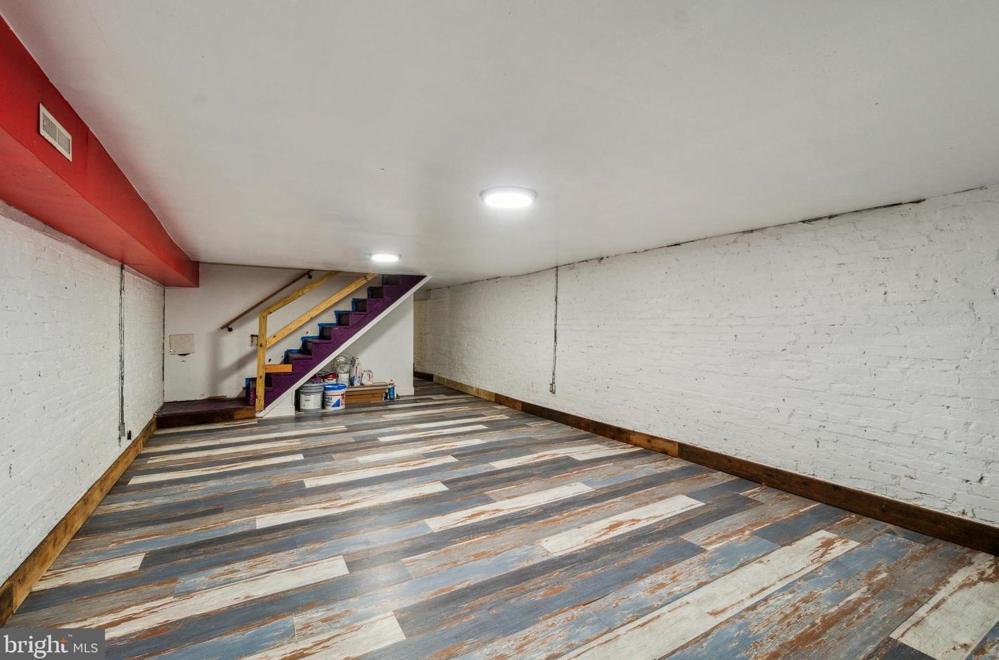 510 Chestnut Hill Ave, Baltimore MD  21218-2535 exterior