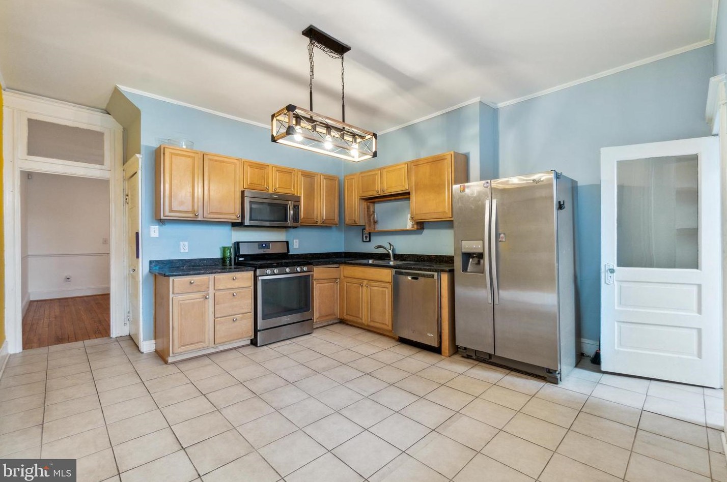 510 Chestnut Hill Ave, Baltimore MD  21218-2535 exterior