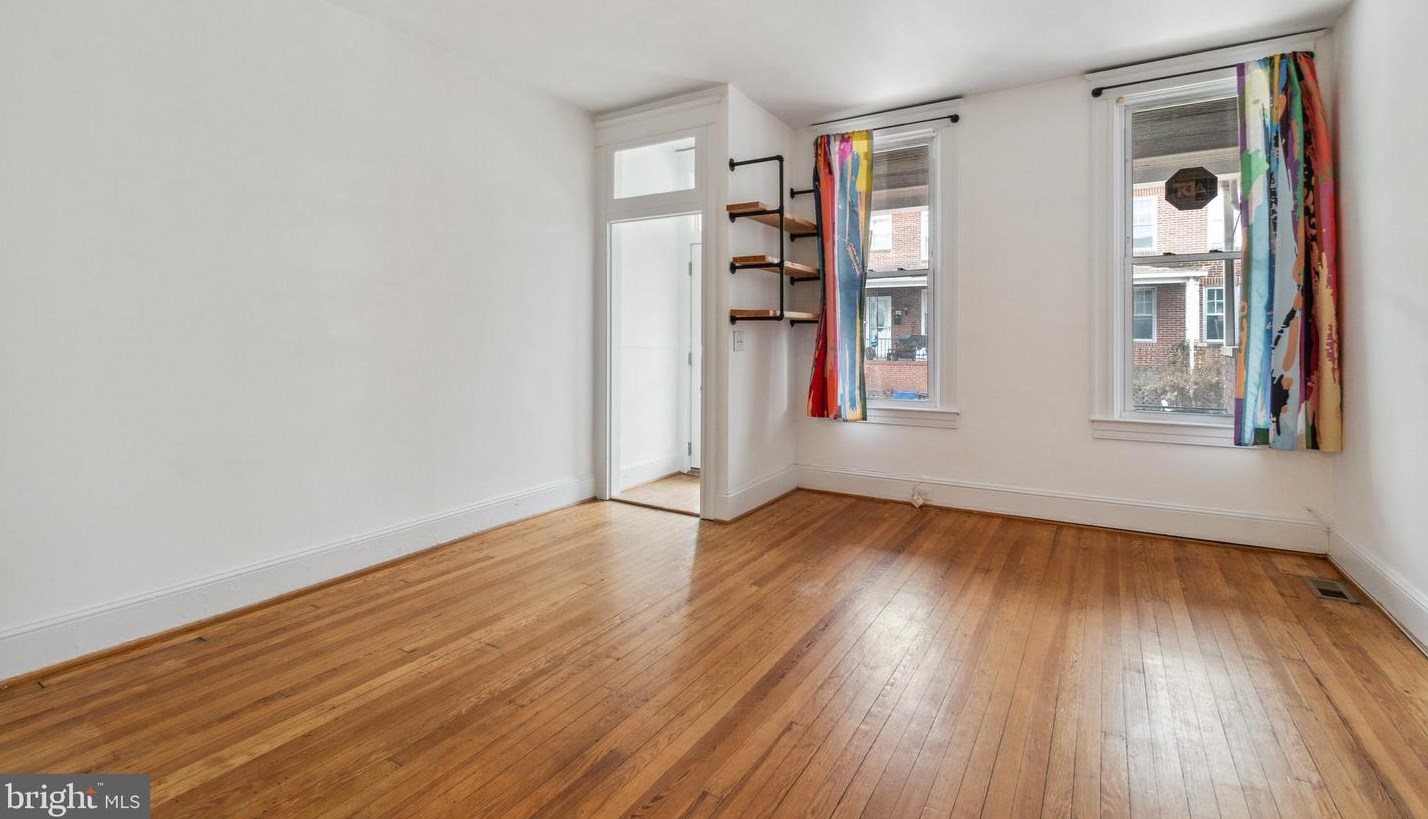 510 Chestnut Hill Ave, Baltimore MD  21218-2535 exterior