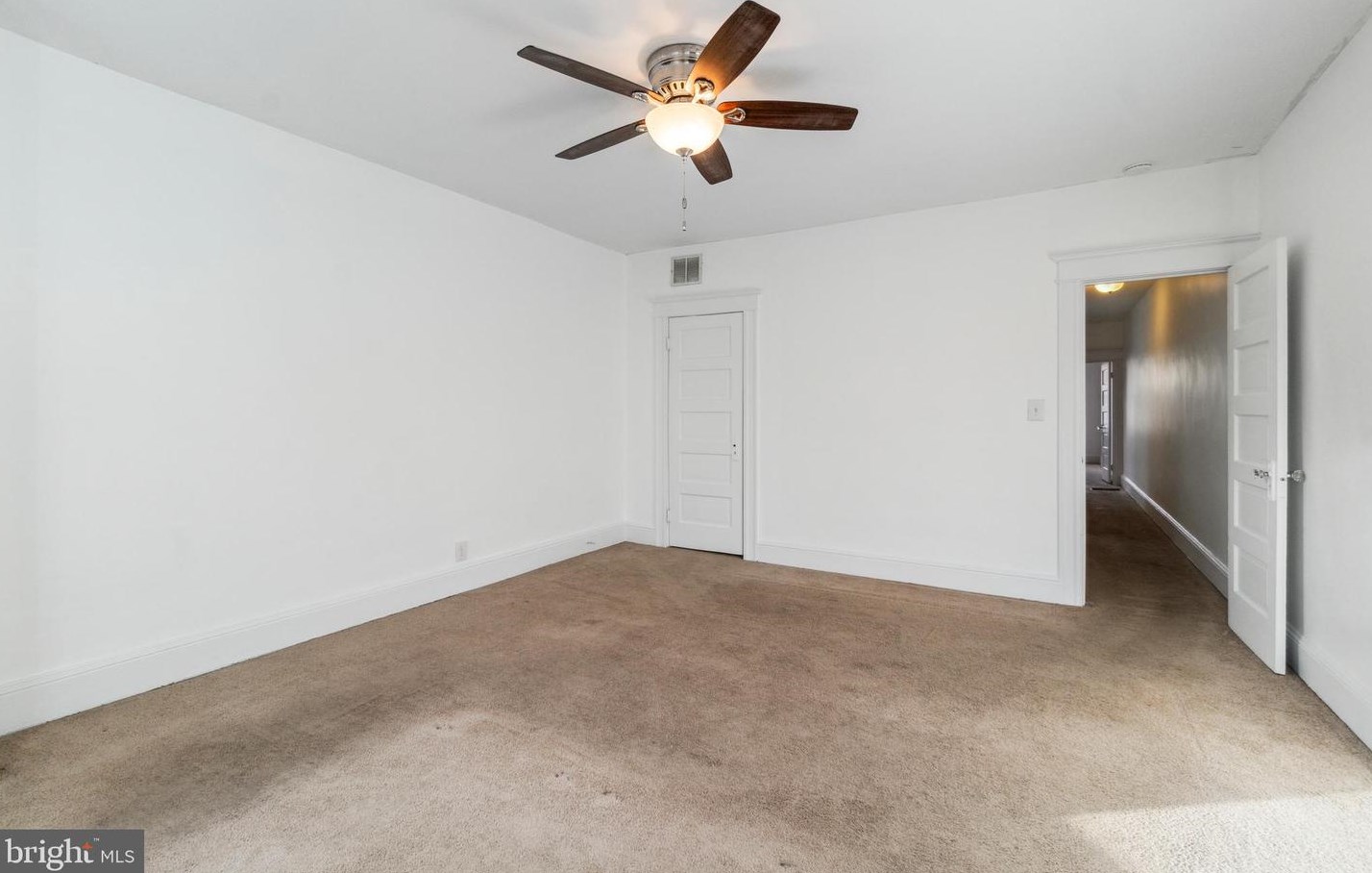 510 Chestnut Hill Ave, Baltimore MD  21218-2535 exterior