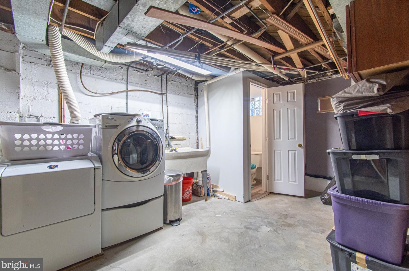 2217 Dukeland St, Baltimore MD  21216-2813 exterior