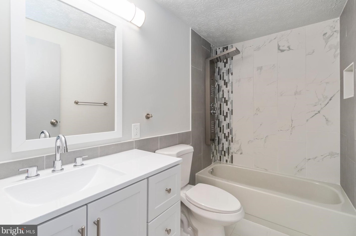 2647 Paca St, Baltimore MD 21201-1885 exterior