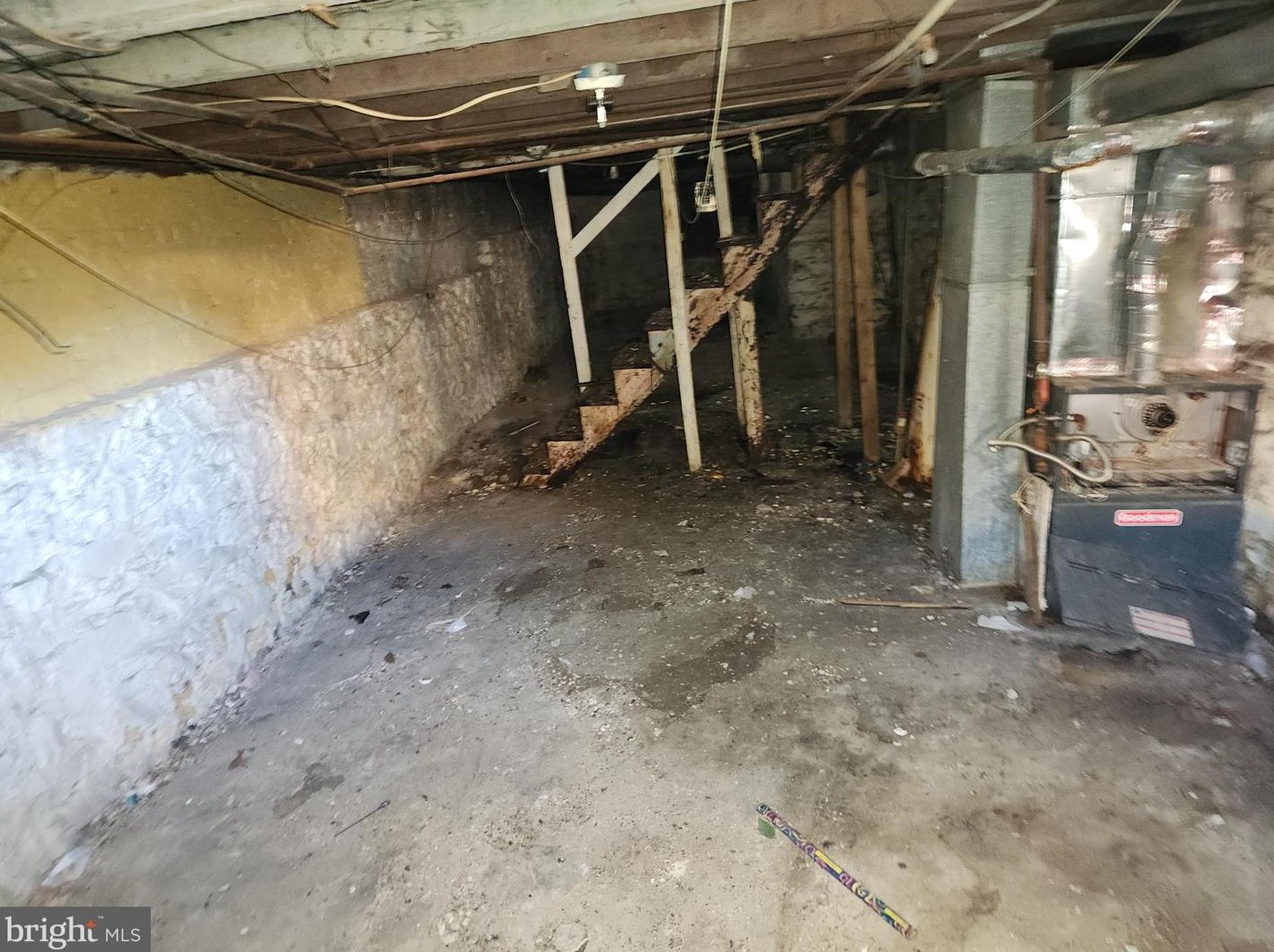 1917 Riggs Ave, Baltimore MD  21217-1111 exterior