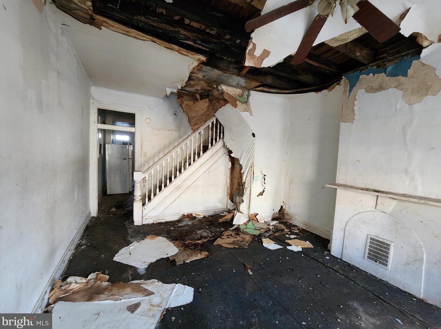 1917 Riggs Ave, Baltimore MD  21217-1111 exterior