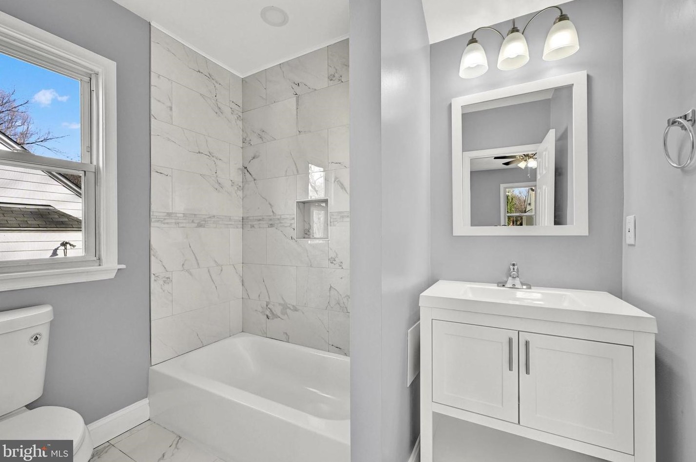 5905 Burgess Ave, Baltimore MD  21214-2004 exterior