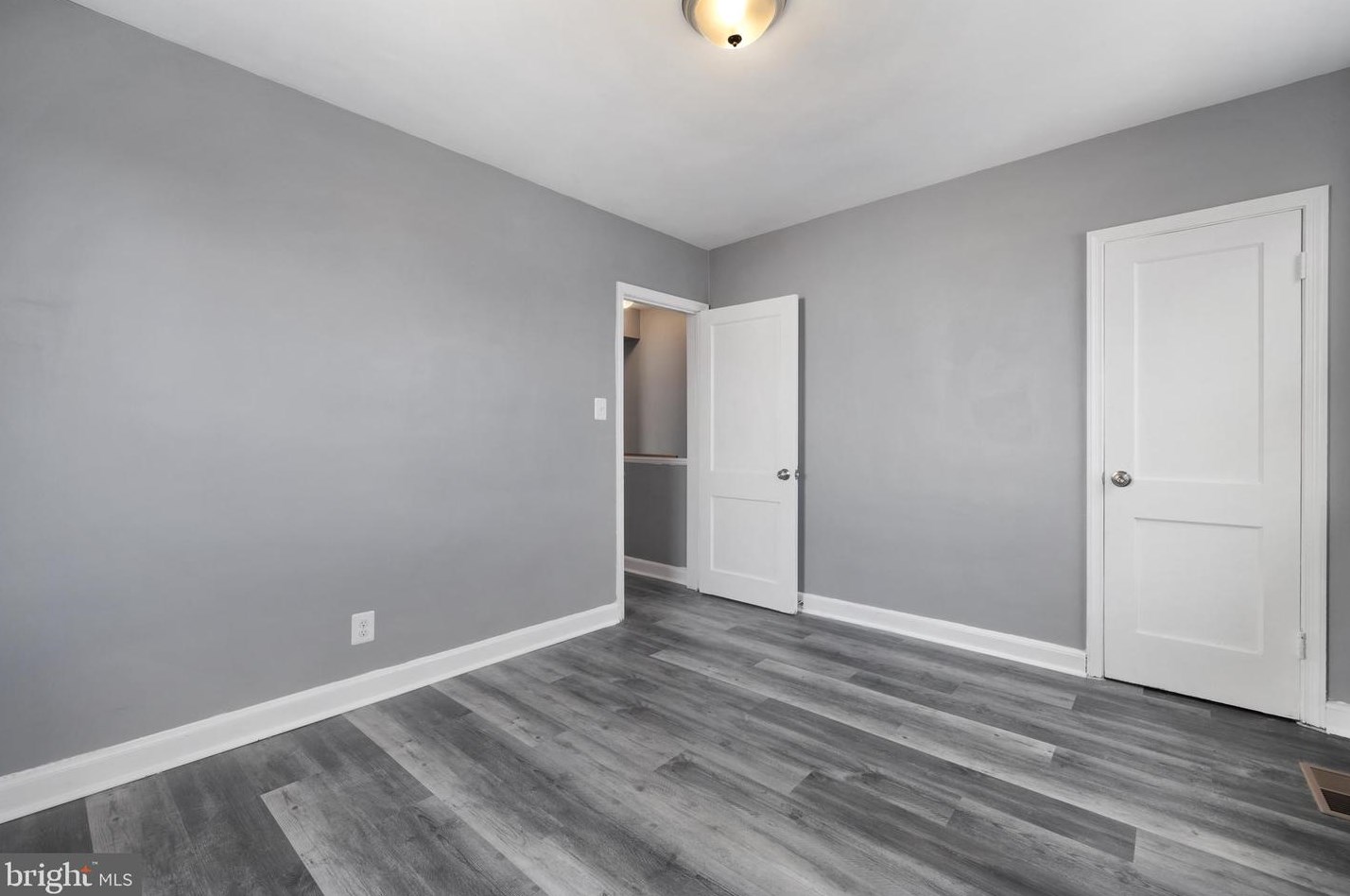 3643 Greenvale Rd, Baltimore MD  21229-5145 exterior