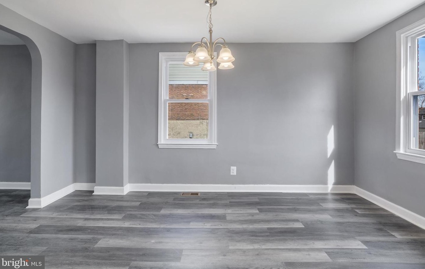 3643 Greenvale Rd, Baltimore MD  21229-5145 exterior