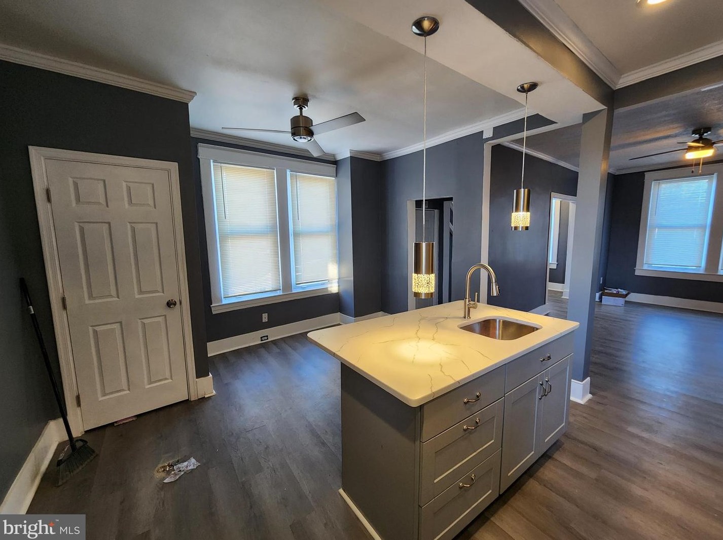 5032 Palmer Ave, Baltimore MD 21215-6008 exterior