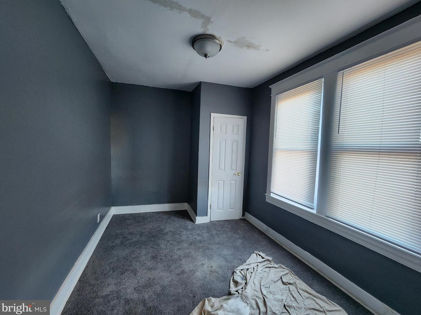 5032 Palmer Ave, Baltimore MD 21215-6008 exterior