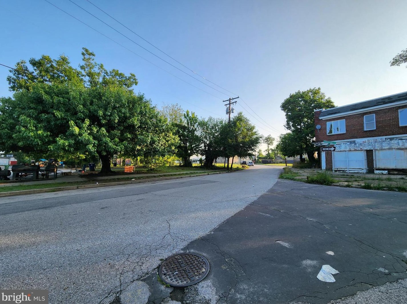 5032 Palmer Ave, Baltimore MD 21215-6008 exterior