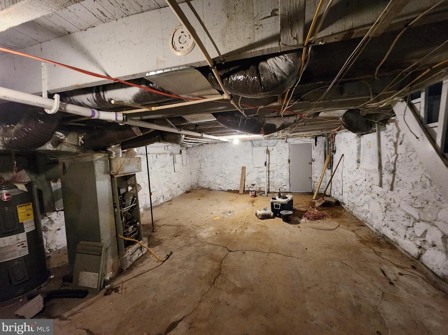 5032 Palmer Ave, Baltimore MD 21215-6008 exterior