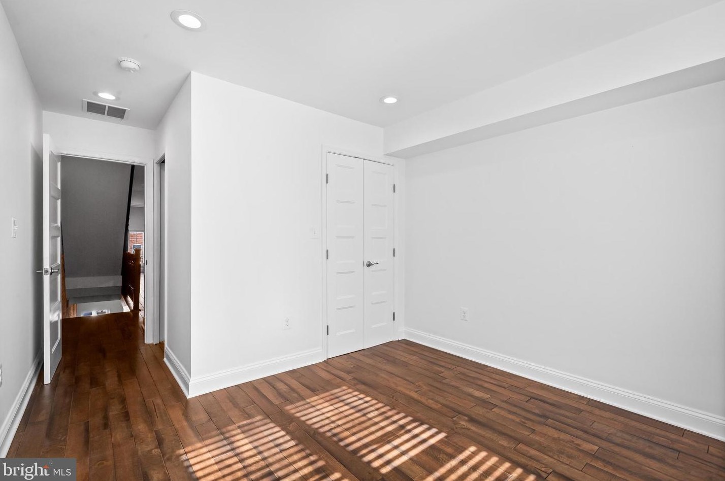 647 Clement St, Baltimore MD  21230-4720 exterior