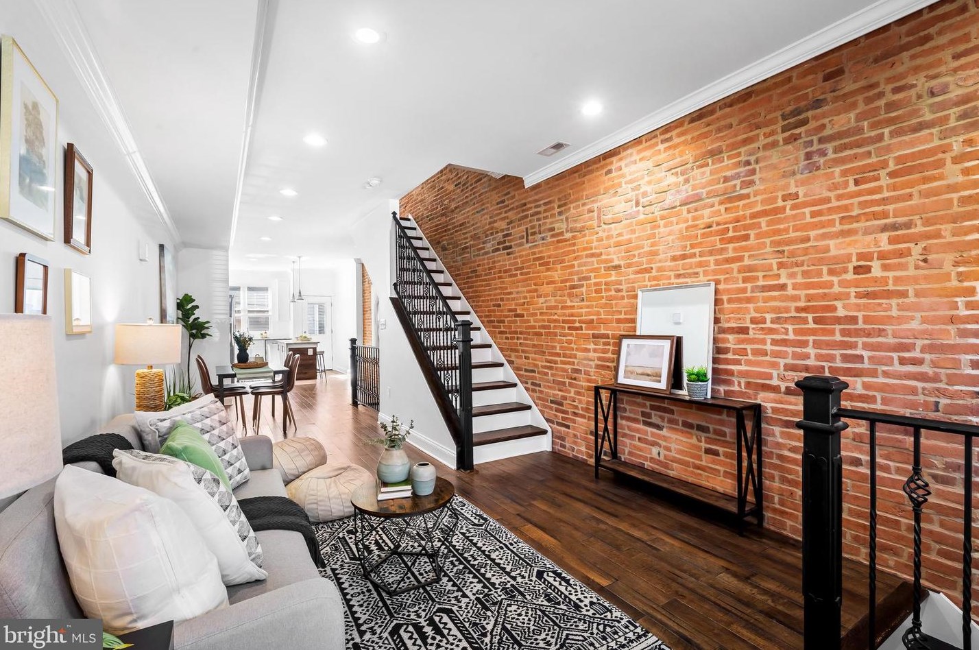 647 Clement St, Baltimore MD  21230-4720 exterior