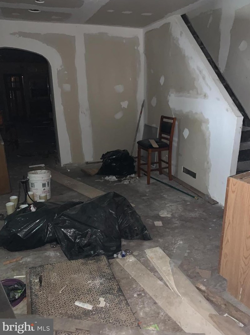 141 Kossuth St, Baltimore MD  21229-3625 exterior