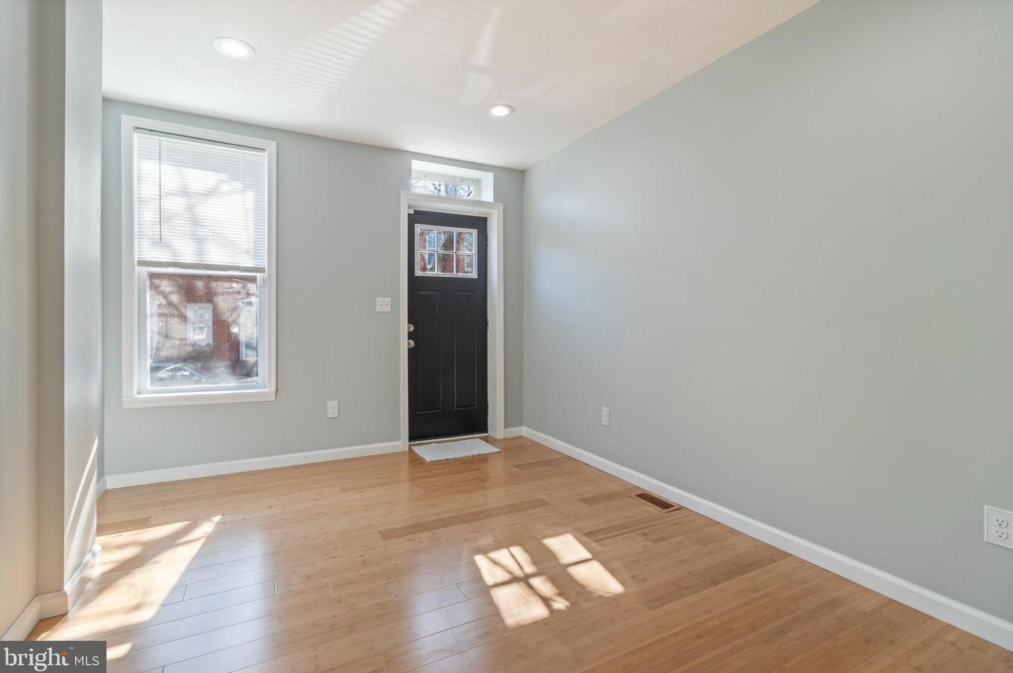 826 Woodward St, Baltimore MD 21230-2514 exterior