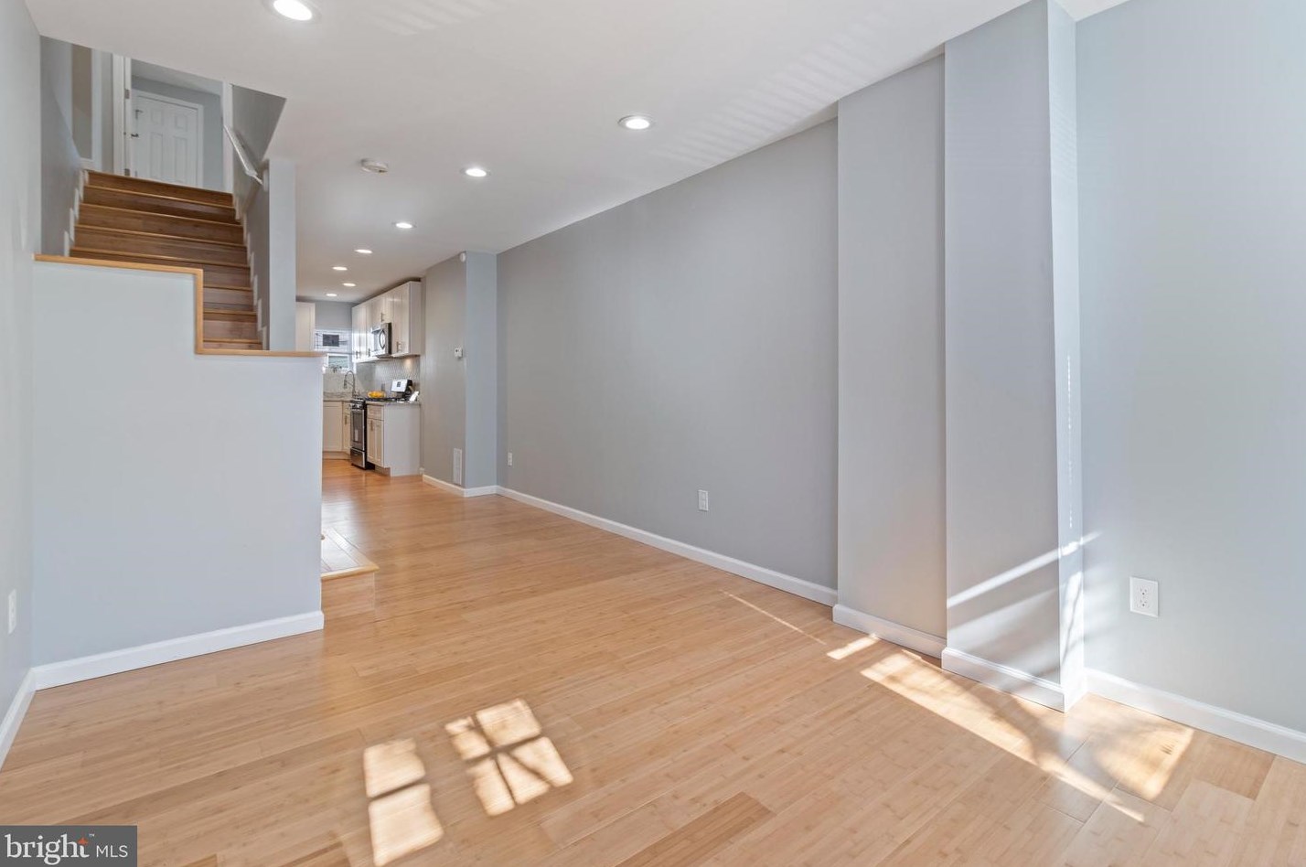 826 Woodward St, Baltimore MD 21230-2514 exterior