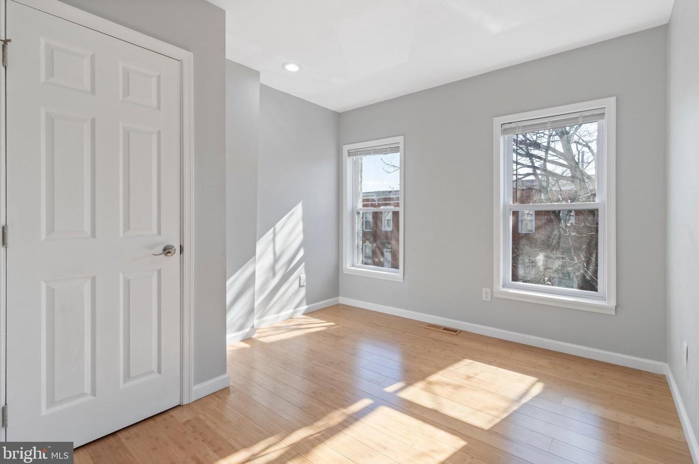 826 Woodward St, Baltimore MD 21230-2514 exterior