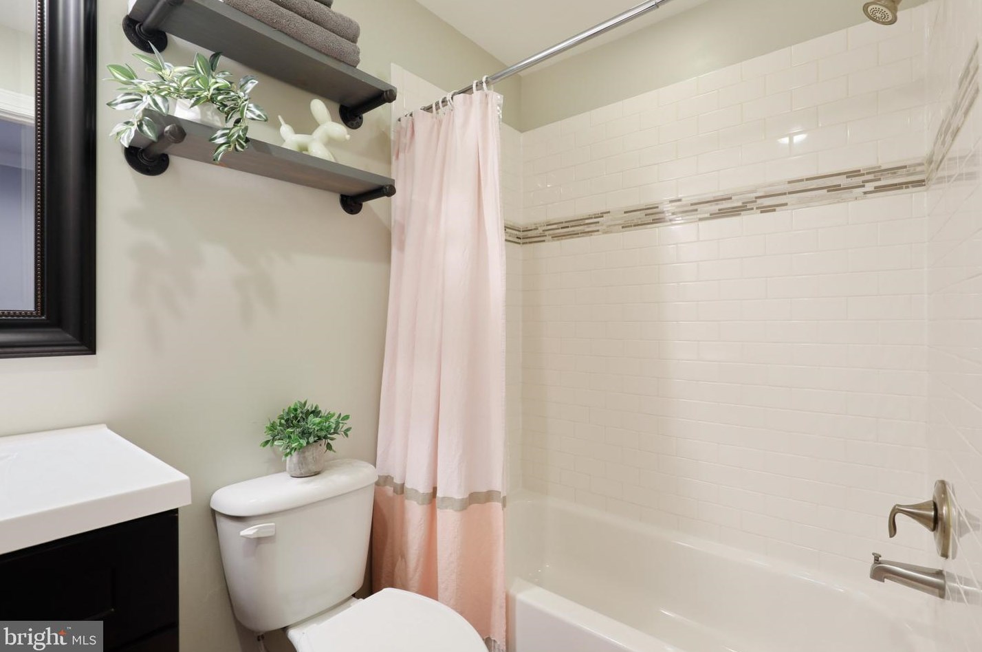 144 Milton Ave, Baltimore MD  21224-1048 exterior