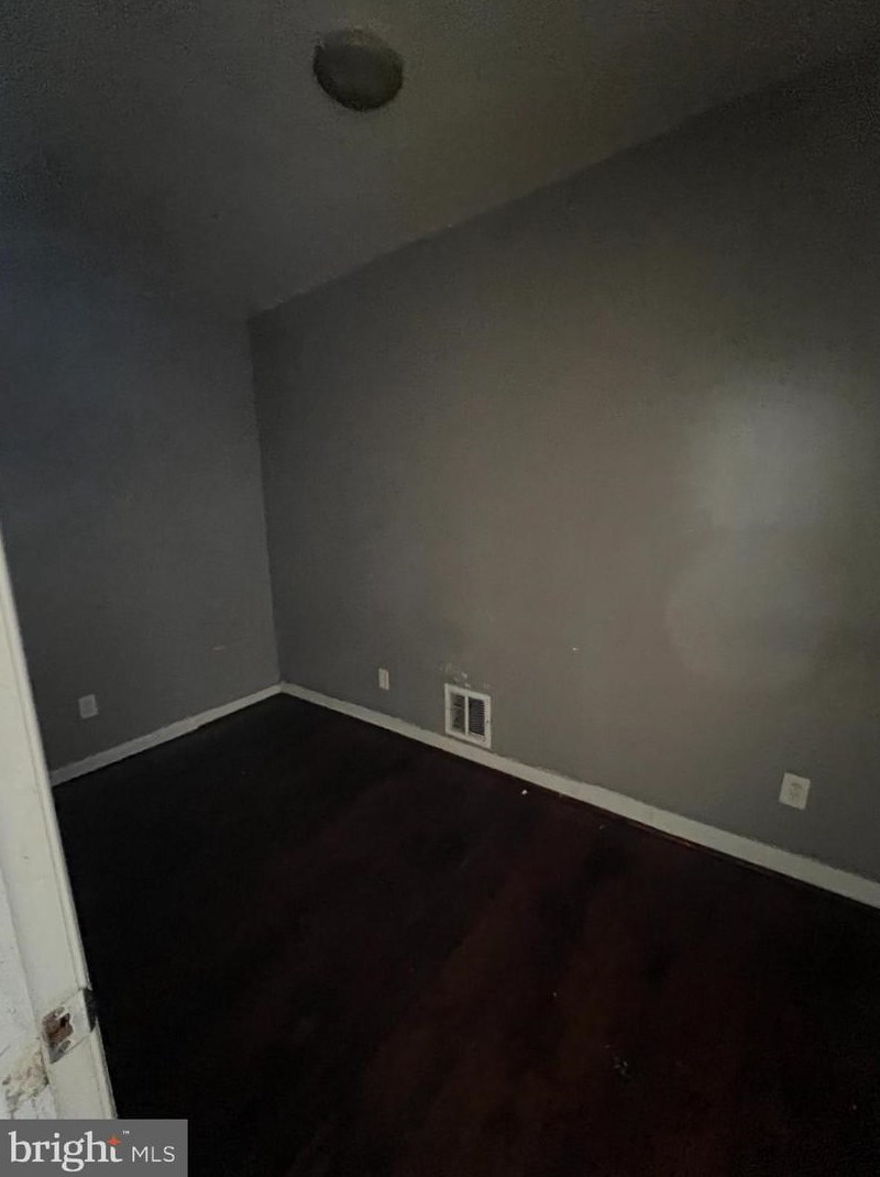 1814 Clifton Ave, Baltimore MD  21217-1303 exterior