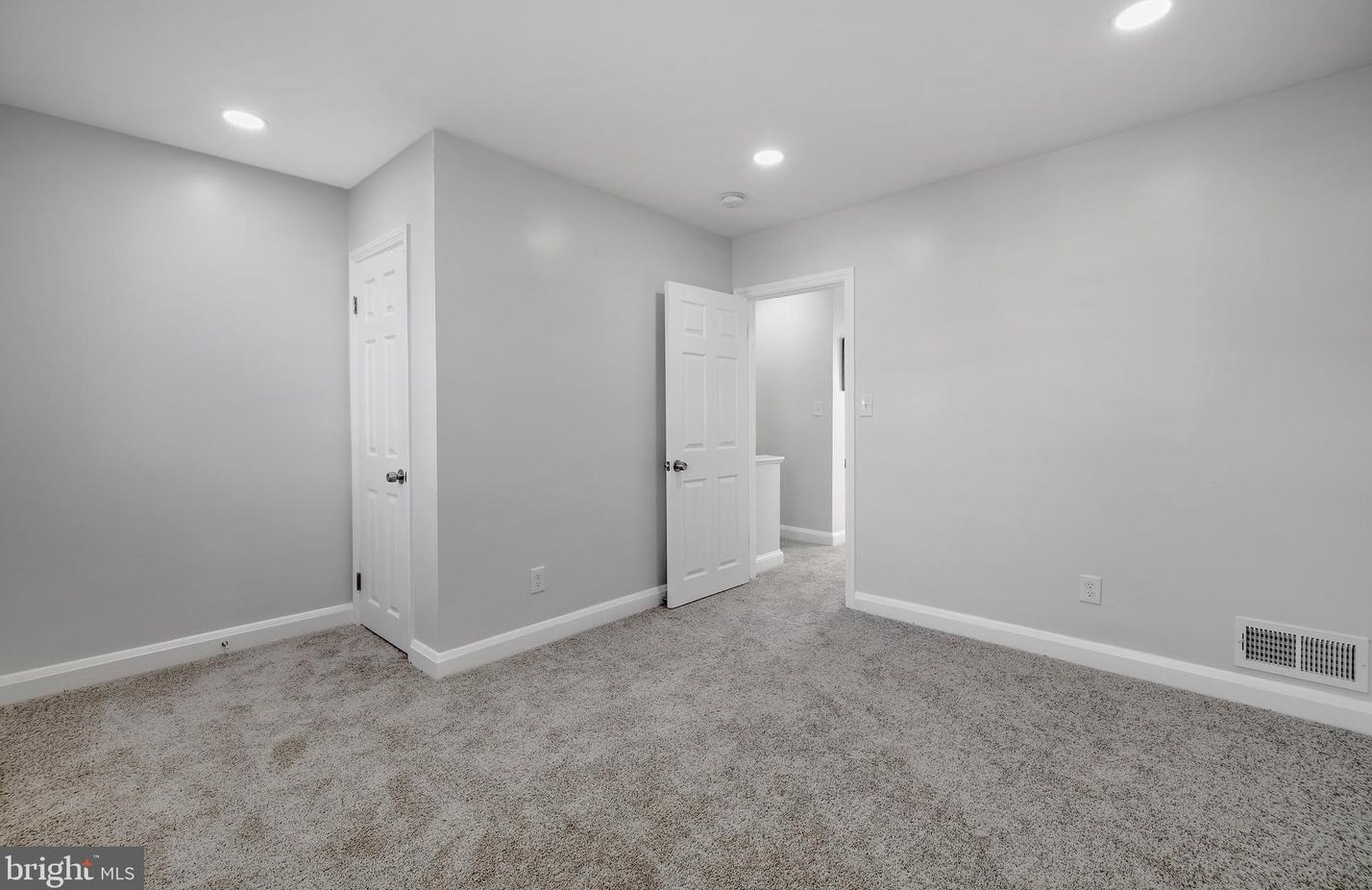 5514 Nome Ave, Baltimore MD  21215-4323 exterior
