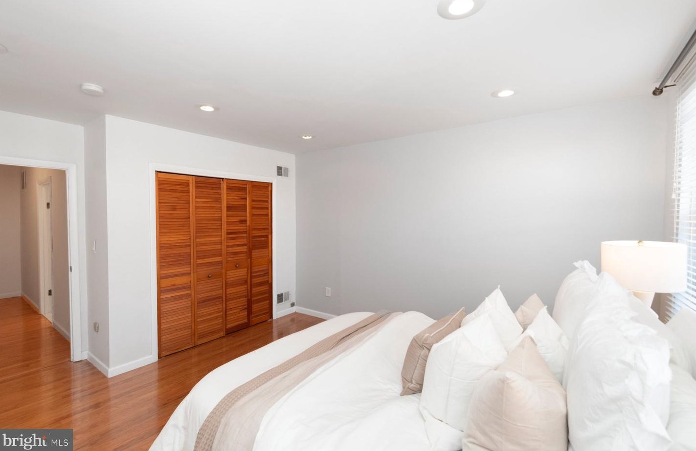 132 Rochester Pl, Baltimore MD  21224-2258 exterior