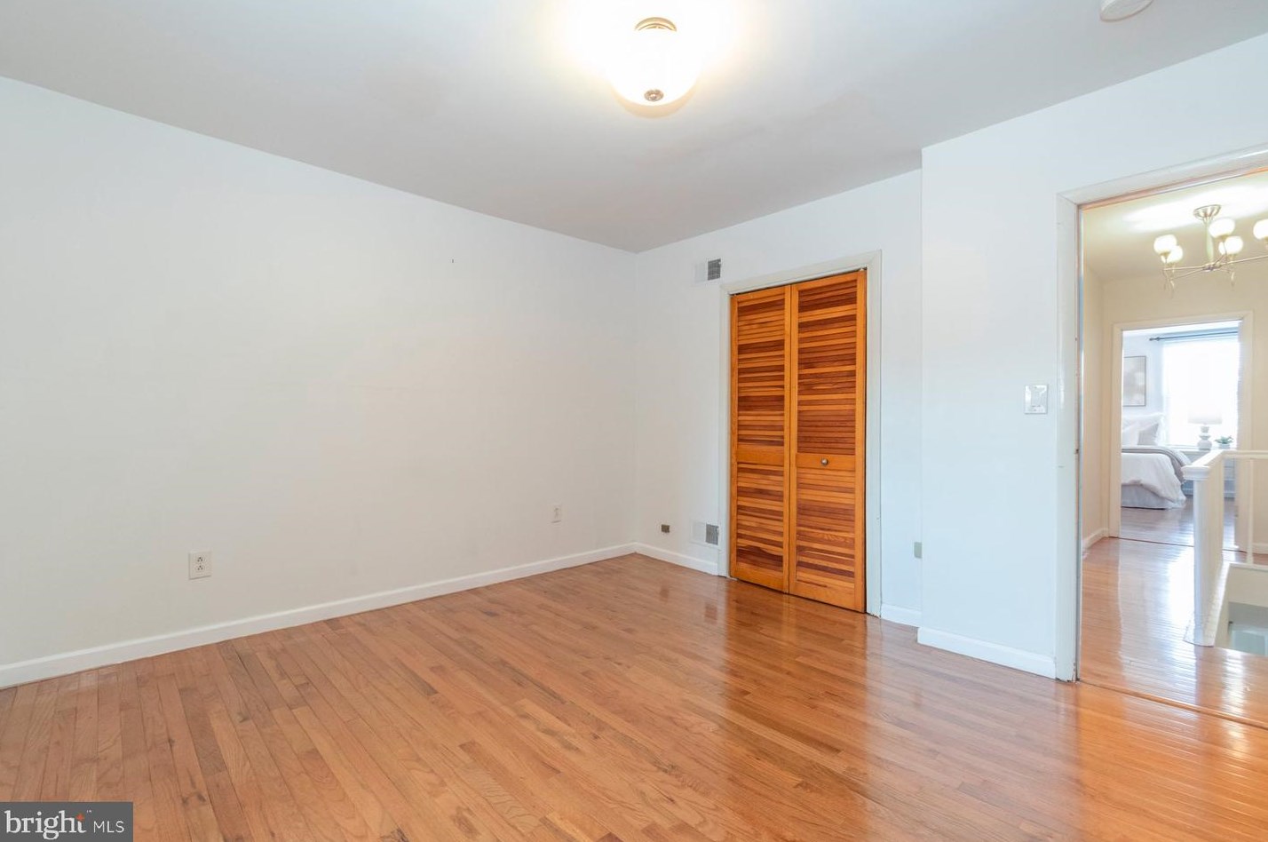 132 Rochester Pl, Baltimore MD  21224-2258 exterior