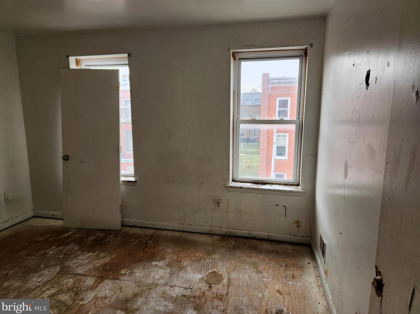 1531 Argyle Ave, Baltimore MD  21217-2902 exterior