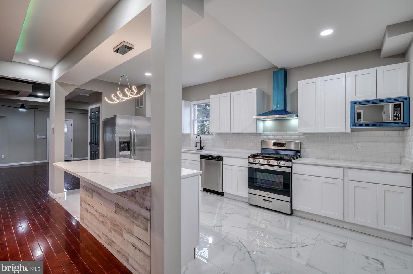 5920 Marluth Ave, Baltimore MD  21206-2718 exterior